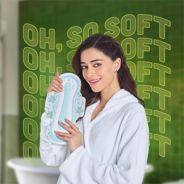 WHISPER ULTRA HYGIENE+COMFORT SANITARY PADS, 50 XL+ PADS, FOR HEAVY FLOW, LONG LASTING PROTECTION, LOCKS ODOUR & WETNESS, DRY TOP SHEET, DISPOSABLE WRAPPER - Image 4